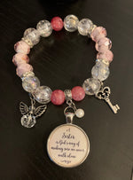 Load image into Gallery viewer, Beaded Bracelet with Sister Charm
