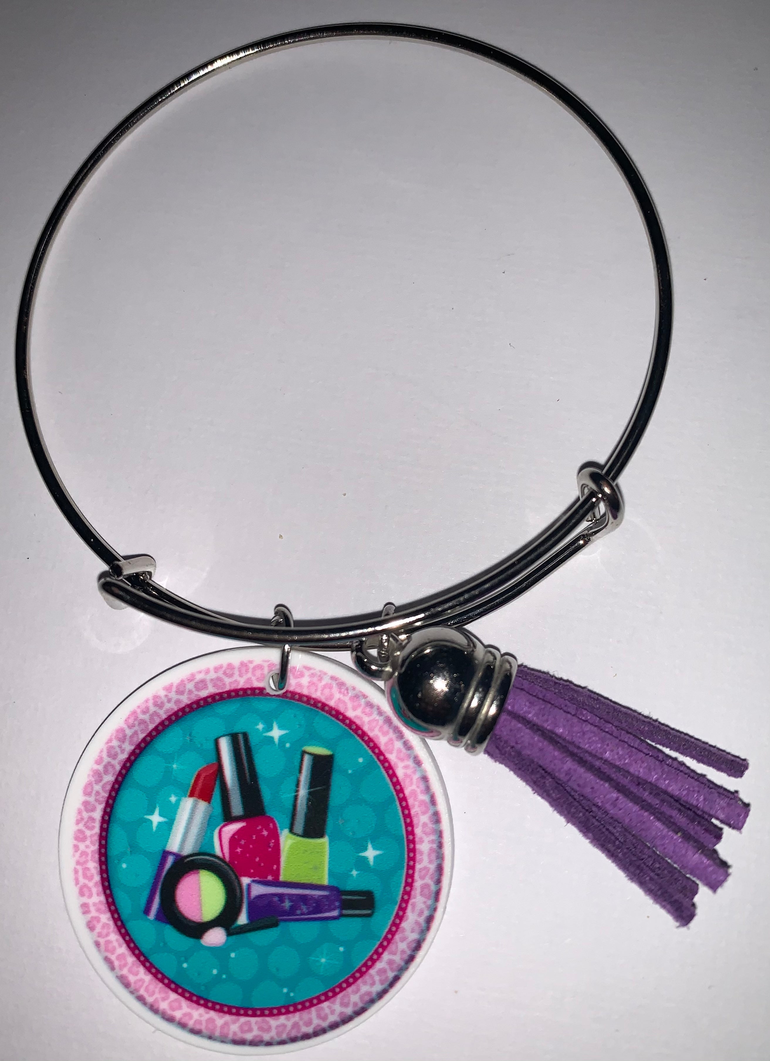 Planar Charm Bangles